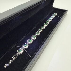 Silver Emerald Oval Halo Bracelet